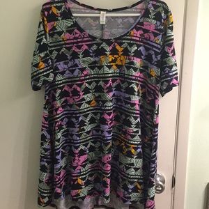 Lularoe perfect tee